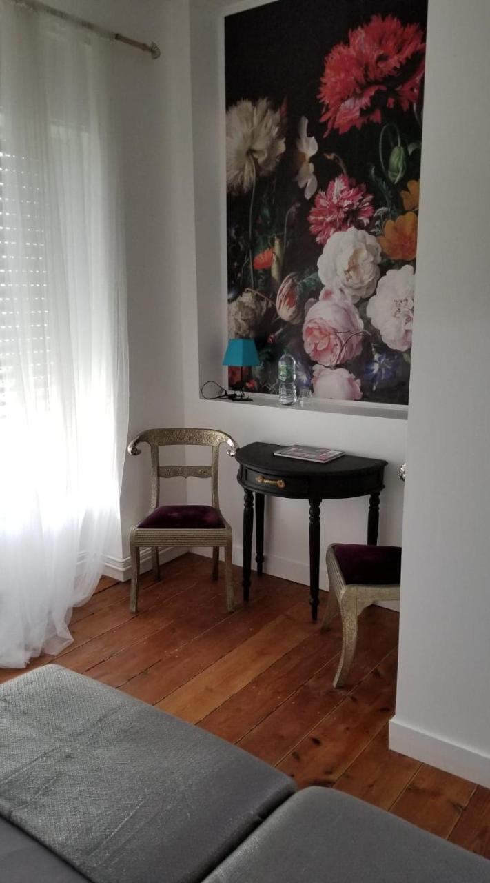 La Maison Blanche Blaye Eksteriør billede