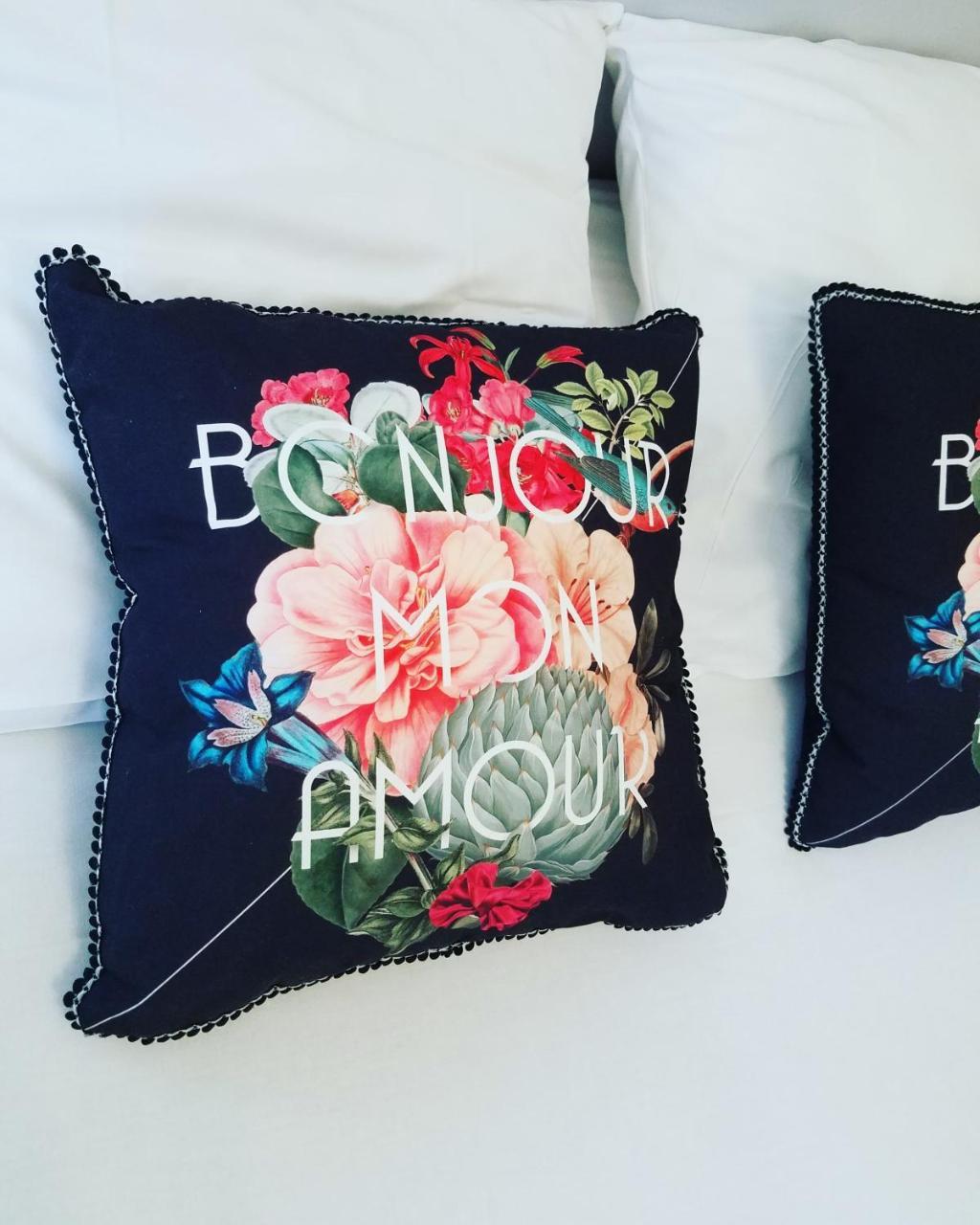 La Maison Blanche Blaye Eksteriør billede